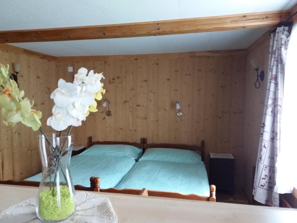 Hotel Du Chamois L'Etivaz Buitenkant foto